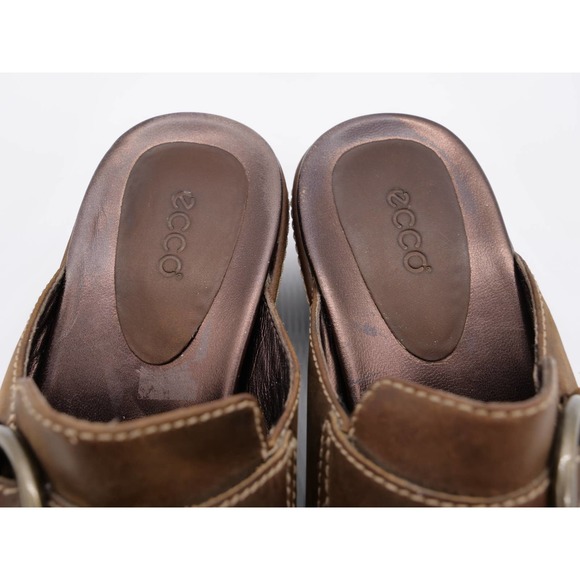 Ecco Mules Womens 8 Brown Leather Moc Toe Buckle Accent Slip On Casual Shoes - Picture 7 of 11